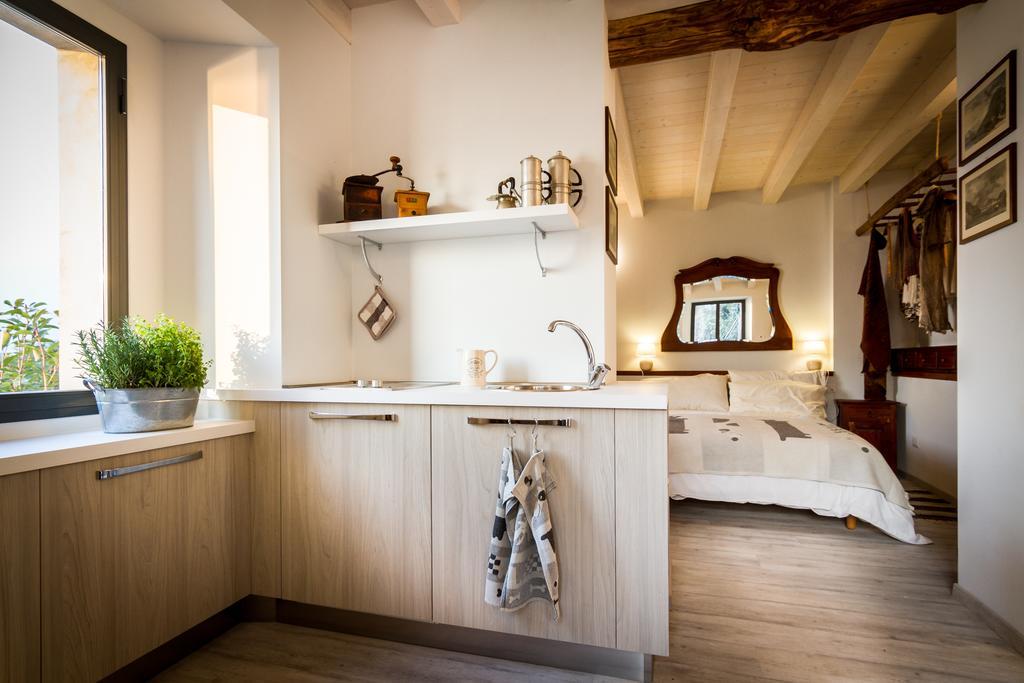 Le Casette Apartments - byMyHomeinComo Blevio Extérieur photo